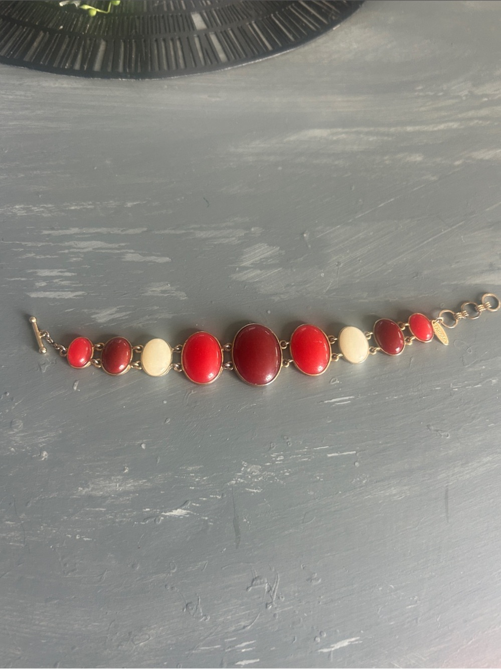 Talbots Red and Cream Oval Stone Bracelet with Gold-Tone Links